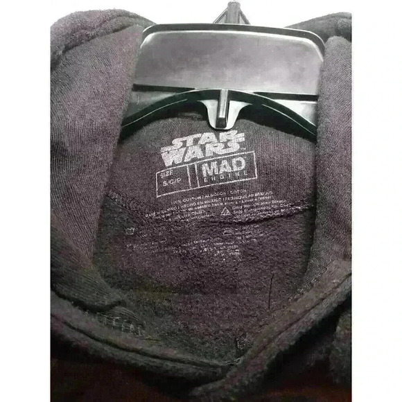 Star Wars Mad Engine Baby Yoda Hoodie in‎ Black Size Small - Picture 4 of 9
